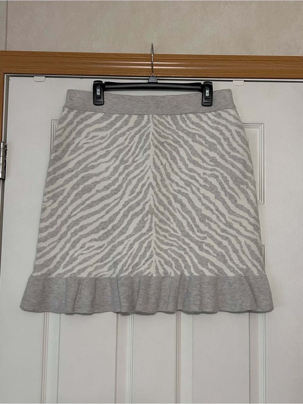 dolan Light Gray and White Zebra Knit Mini Skirt with Ruffle Hem